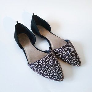 Black and White Dot Ballet Flats - Pointed Toe